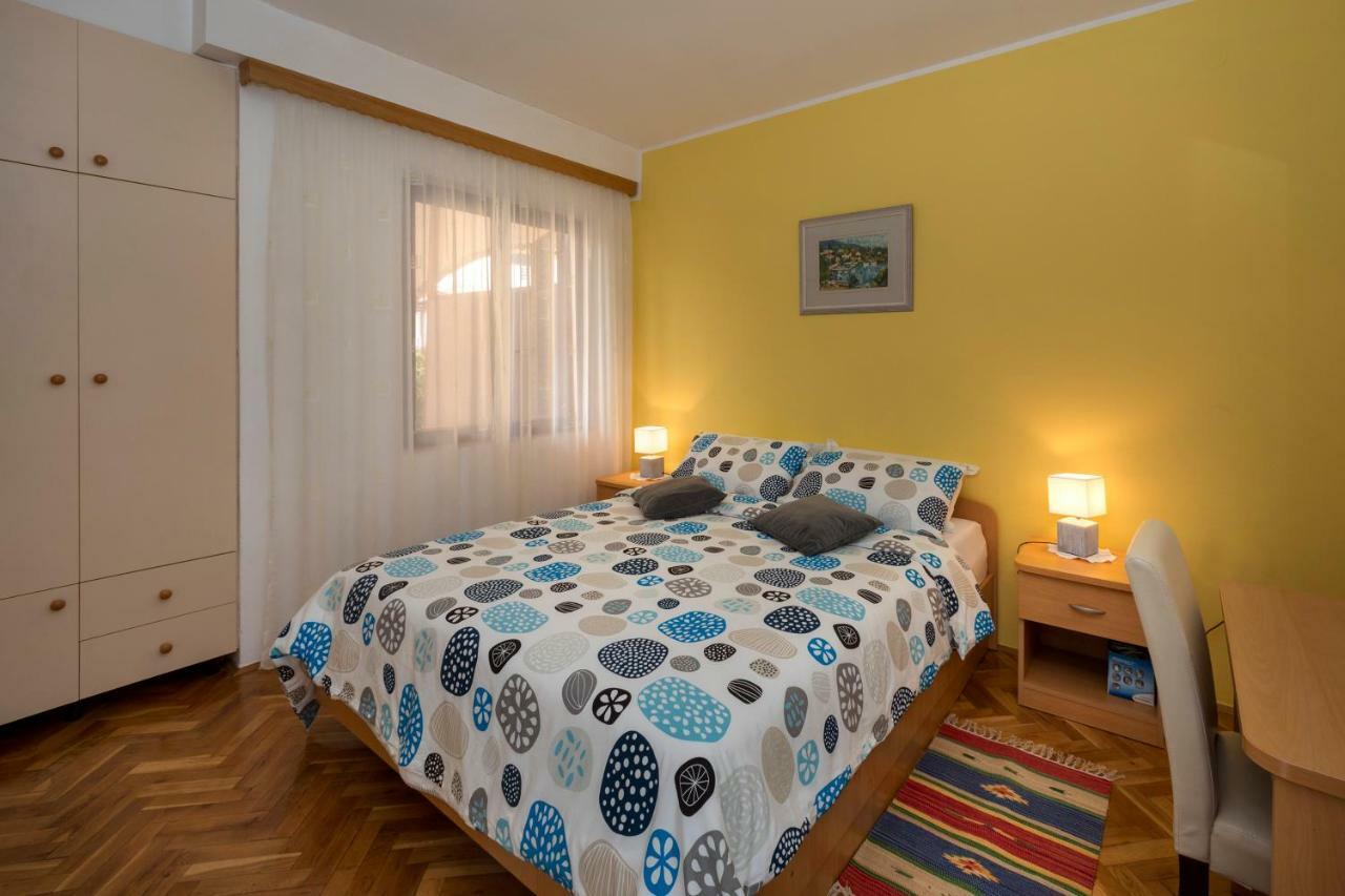 Apartman Alberta Porec Esterno foto